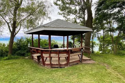 Image de Bluewater Sunset - *Lakefront - Fireplace* - Private Lake Access