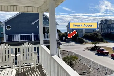 Image de Just steps to the beach! 🏝 Surf City Beach House