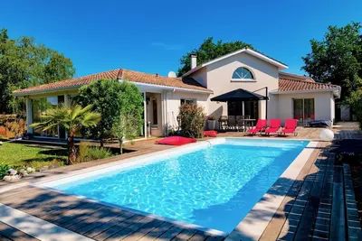 Image de Very comfortable villa with heated pool between ocean, bay and lake