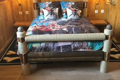 Image de appartement situé au premier étage d'une longère