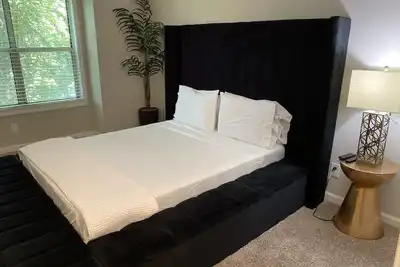 Image de Genesis 2br/2ba near Truist Park