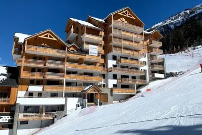 Image de Appartement aux pistes du domaine Oz Alpe d'Huez Appartement 8 Personnes