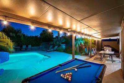 Image de Scottsdale 8br/14-Bed Private Retreat – Pool, Spa & Theater
