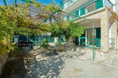 Image de Bel appartement de 3 chambres Ă .
