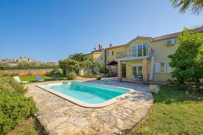 Image de Belle maison à Porec avec WiFi