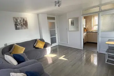 Image de Newly Refurbished Luxurious  one bedroom  apartment