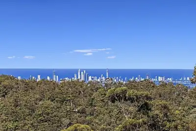 Image de Family Home - Scenic water views and Gold Coast hinterland