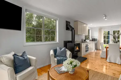 Image de Orchard Cottage, Alpine, Southern Highlands