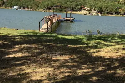 Image de Lake Palo Pinto<br>Rustic, waterfront cabin<br>Steps from private boat dock