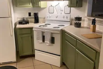 Image de Spectacular 3 Bed 2 Bath Family Game House