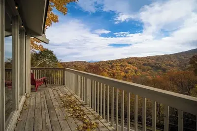 Image de View * Dogs * FirePlace * HotTub *. 2mi to BeechSki