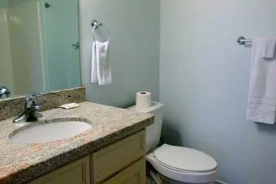 Image de Red Fish Condo D, with boat slips and pool.