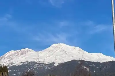 Image de Tranquility in the Mountains