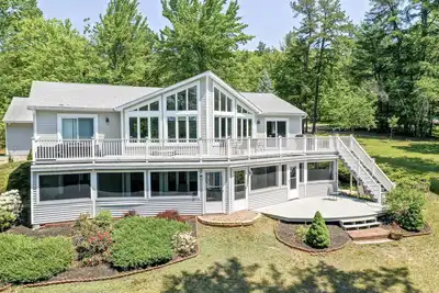 Image de Private Lake Front