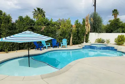 Image de Perfect for Coachella - 4 Bed, 3 Bath, High Speed Internet for Remote Work