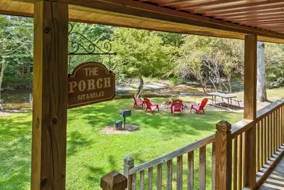 Image de Butts On The Creek! Peaceful retreat right on the creek.