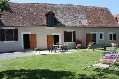 Image de Maison familiale avec jardin clos, proche des activités et loisirs, internet inclus