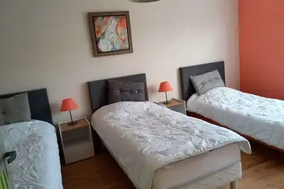 Image de Maison confortable avec jardin, proche centre-ville et circuit 24h du Mans