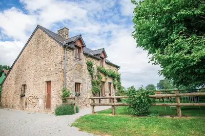 Image de Maison de campagne familiale aux Alpes mancelles - 3 chambres, cheminée et activités proches