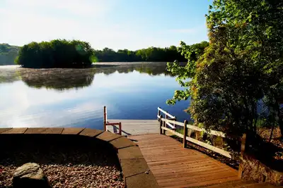 Image de Luxury Lakefront: Hot Tub, Fireplace, Pet Friendly, Arcade, Watercraft, + more!