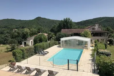 Image de Nid d'Etoiles - Un beau gîte dans une propriété de 5000m² près du Lot