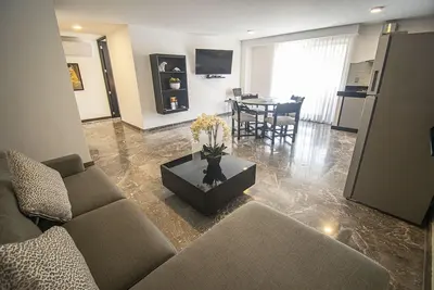 Image de Few Blocks to Plaza Machado- Roosevelt 4