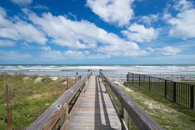 Image de spacious ocean front 2-bedroom condo_Lowest price for Christmas week