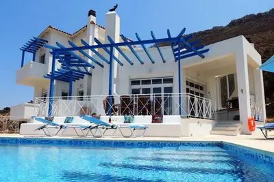 Image de Villa Eleonora, with truly magnificent views of Souda Bay and White Mountains