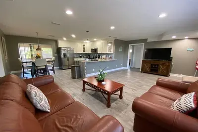 Image de A Charming Beach House - 3 Months Rate Discounts
