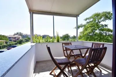 Image de Appartement de vacances Umag pour 1 - 5 personnes avec 2 chambres à coucher - Appartement de vacance