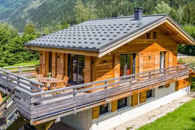 Image de Le Chalet de l’Ours est une propriété de luxe de Chamonix avec 5 chambres