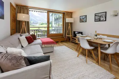 Image de Les Balcons du Savoy 104 appt est un hébergement de 2 chambres et 2 salles de bain dans le centre de