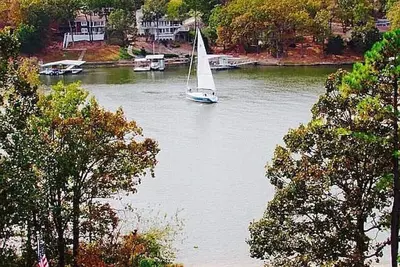 Image de Beautiful 2bd/2bath Condo