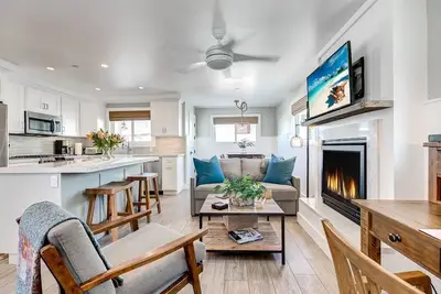 Image de Want for Nothing! Gorgeous Beach House | Steps to Sand | Private Patio | Immaculate Interior