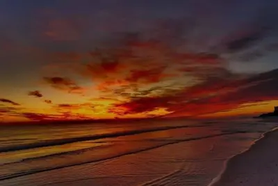 Image de Noble’s Nest at Sandpiper Cove, 5 Pools, Tennis, Pickle Ball, Walk to Beach!