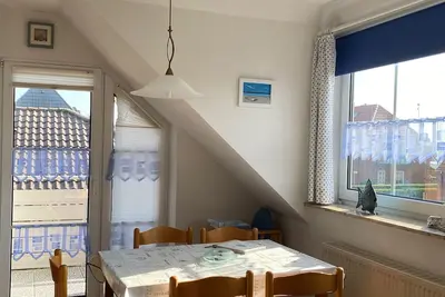 Image de This top-floor apartment with south-east-facing balcony is in a quiet location near the mill