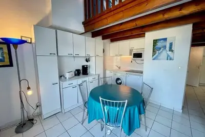 Image de Appartement bord de mer Ă Saint-Pierre-Quiberon avec balcon et garage