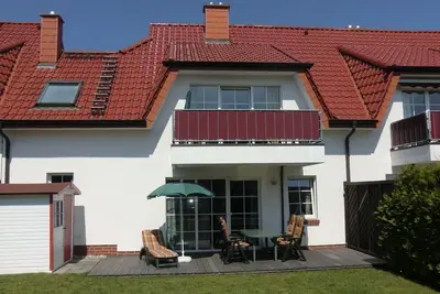 Image de Apartment SĂĽnnenkringel 58 in the Baltic Sea spa Zingst - south side - WiFi