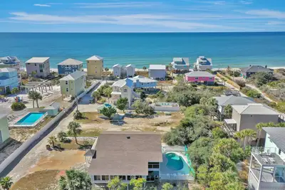 Image de Steps from Cape San Blas, Pet Friendly with Great Views ~ Cape Haus