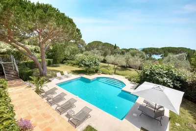 Image de Villa Capilla Résumé: