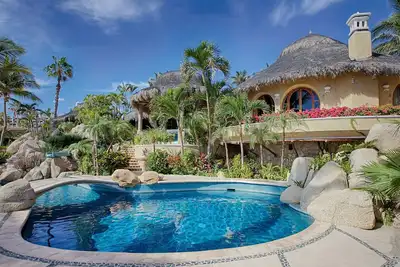 Image de Your Beachfront Escape, San Jose Del Cabo Mansion 1016