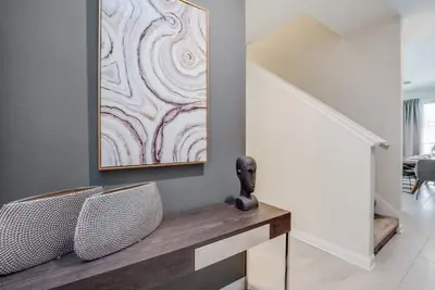 Image de Rent a Luxury Townhome  on Storey Lake Resort, Minutes from Disney, Orlando Townhome 3093