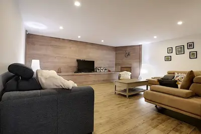 Image de Chalet Opaline 2 - Quatre Chambres Appartement, Couchages 12