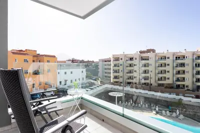 Image de Belle maison de vacances avec vue partielle sur la mer à Costa Adeje
