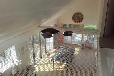Image de maison bois dans un endroit très calme, proche des commerces et des plages