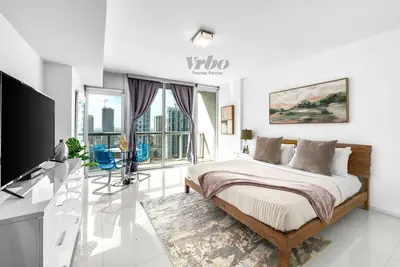 Image de Sky Studio Icon Brickell