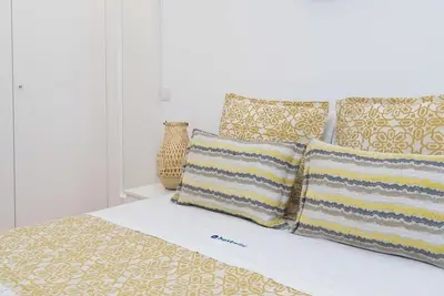 Image de 3 Restfull Cozy Flats w\/ Balcony | Gaia
