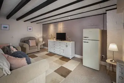 Image de Cottage - Sleeps4 - PetFriendly - Garden - ByBeach