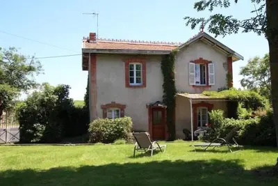 Image de Maison de charme avec grand parc pour des vacances en famille au cœur de l'Auvergne