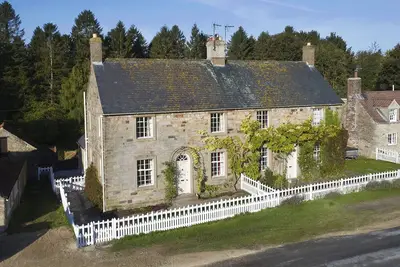 Image de Located in the Castle Howard Estate village of Coneysthorpe, The Green is a cosy cottage that has be